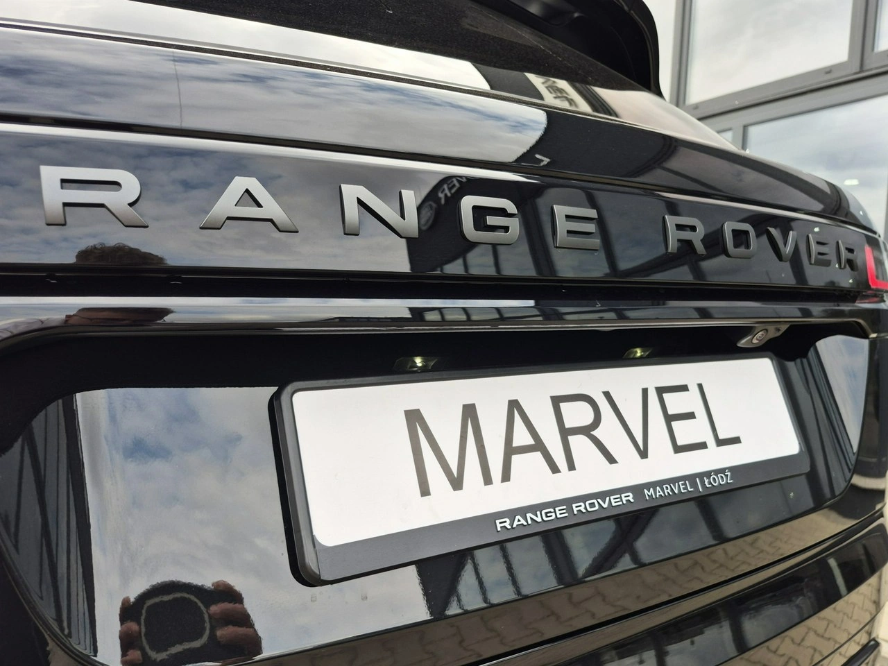 Land Rover Range Rover Velar - Zdjęcie 14