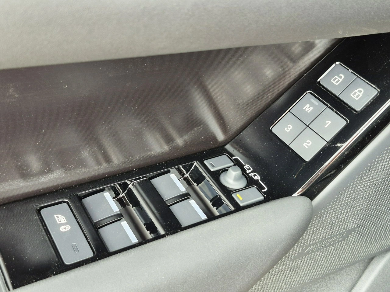 Land Rover Range Rover Velar - Zdjęcie 18