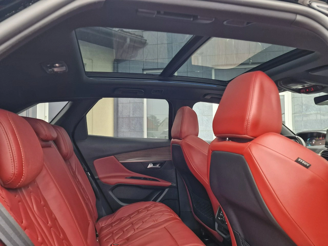 Peugeot 3008 - Zdjęcie 23