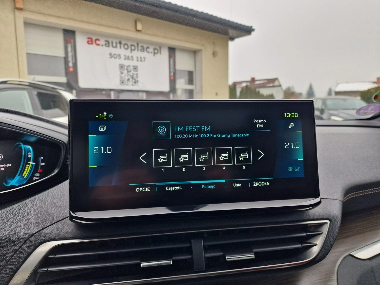 Peugeot 3008 - Zdjęcie 29