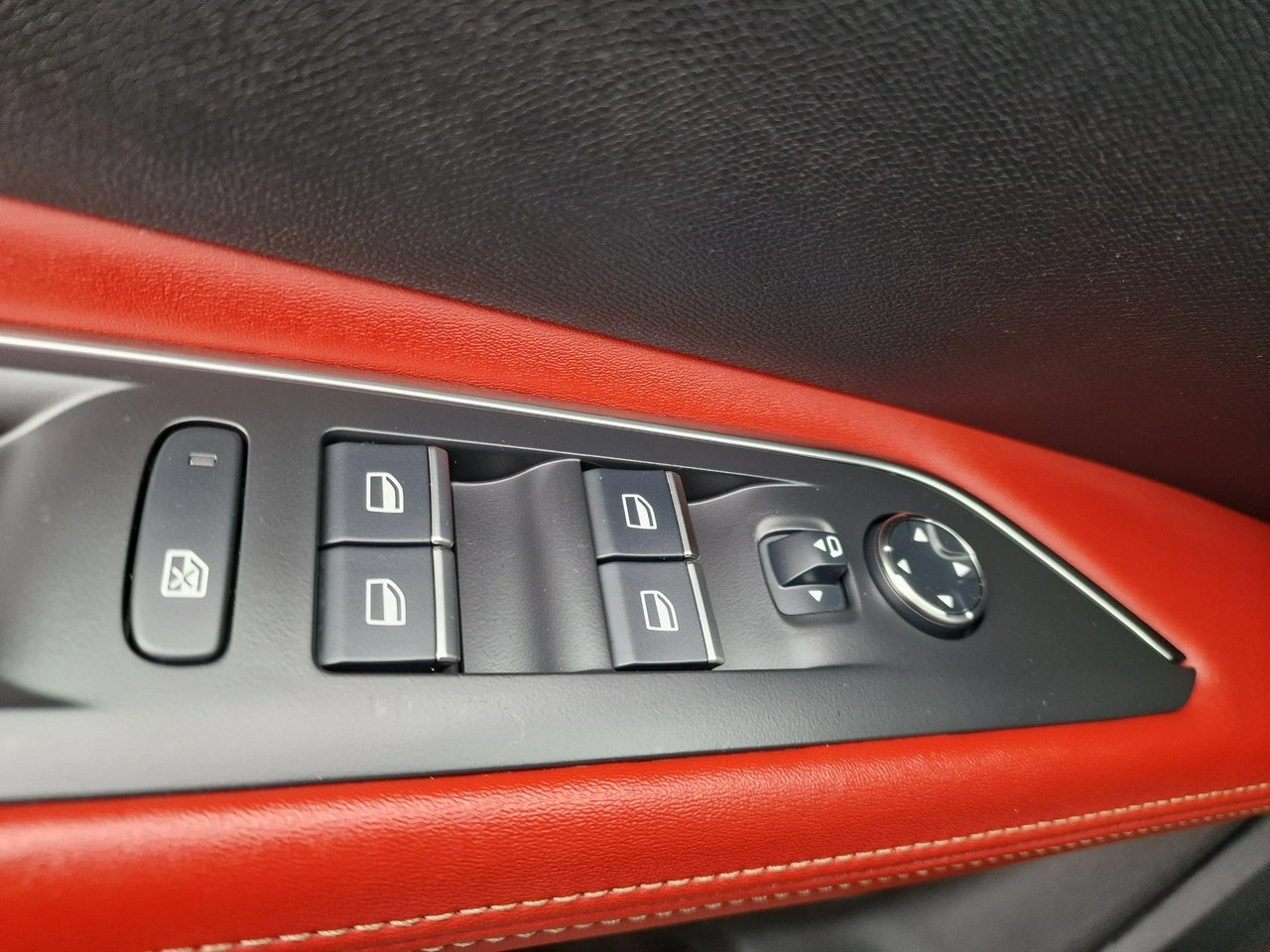 Peugeot 3008 - Zdjęcie 37