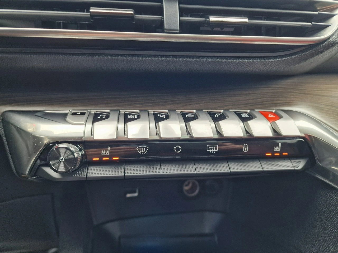 Peugeot 3008 - Zdjęcie 38