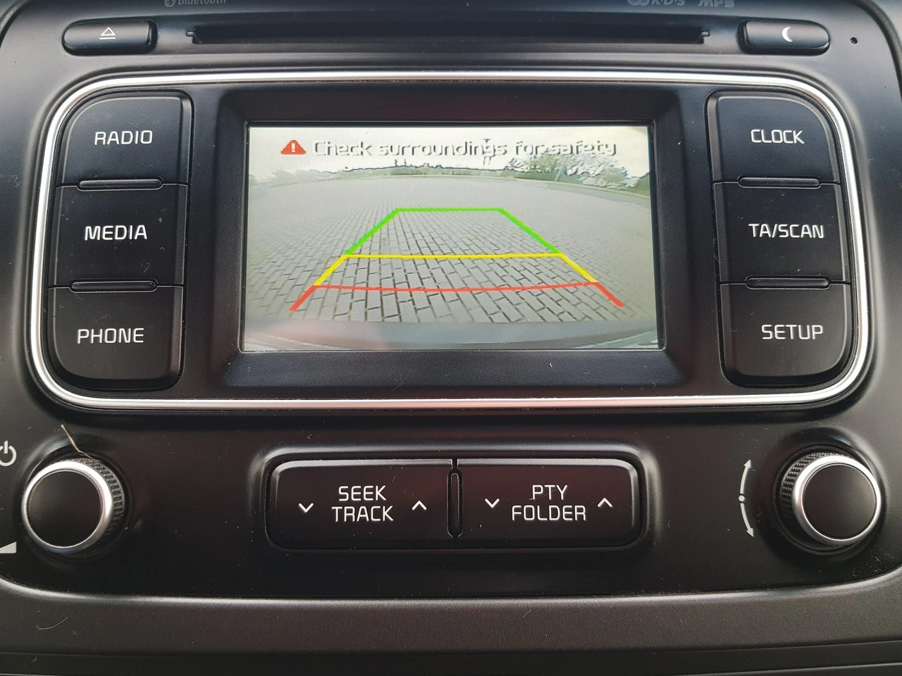 Kia Carens - Zdjęcie 20