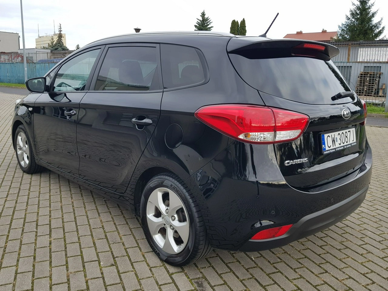Kia Carens - Zdjęcie 6