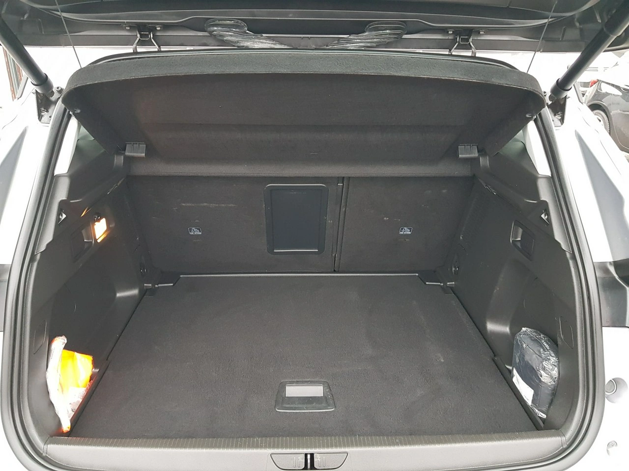 Opel Grandland X - Zdjęcie 13