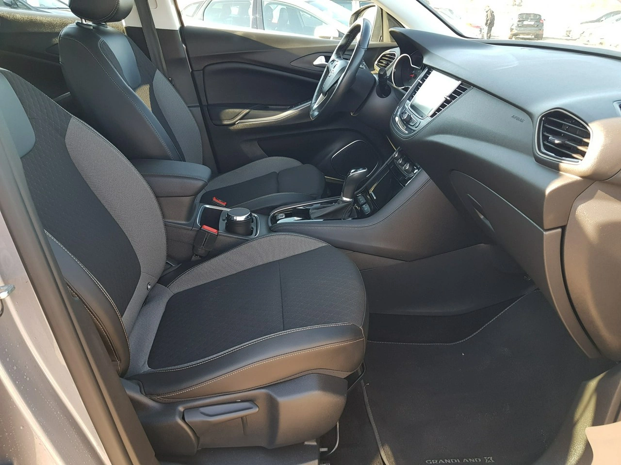 Opel Grandland X - Zdjęcie 15