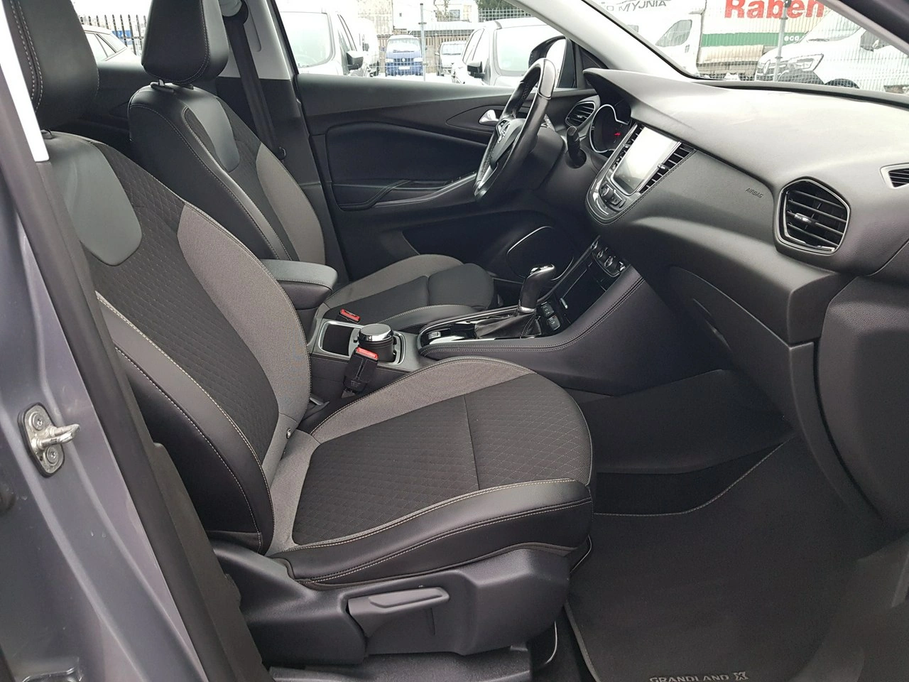 Opel Grandland X - Zdjęcie 16