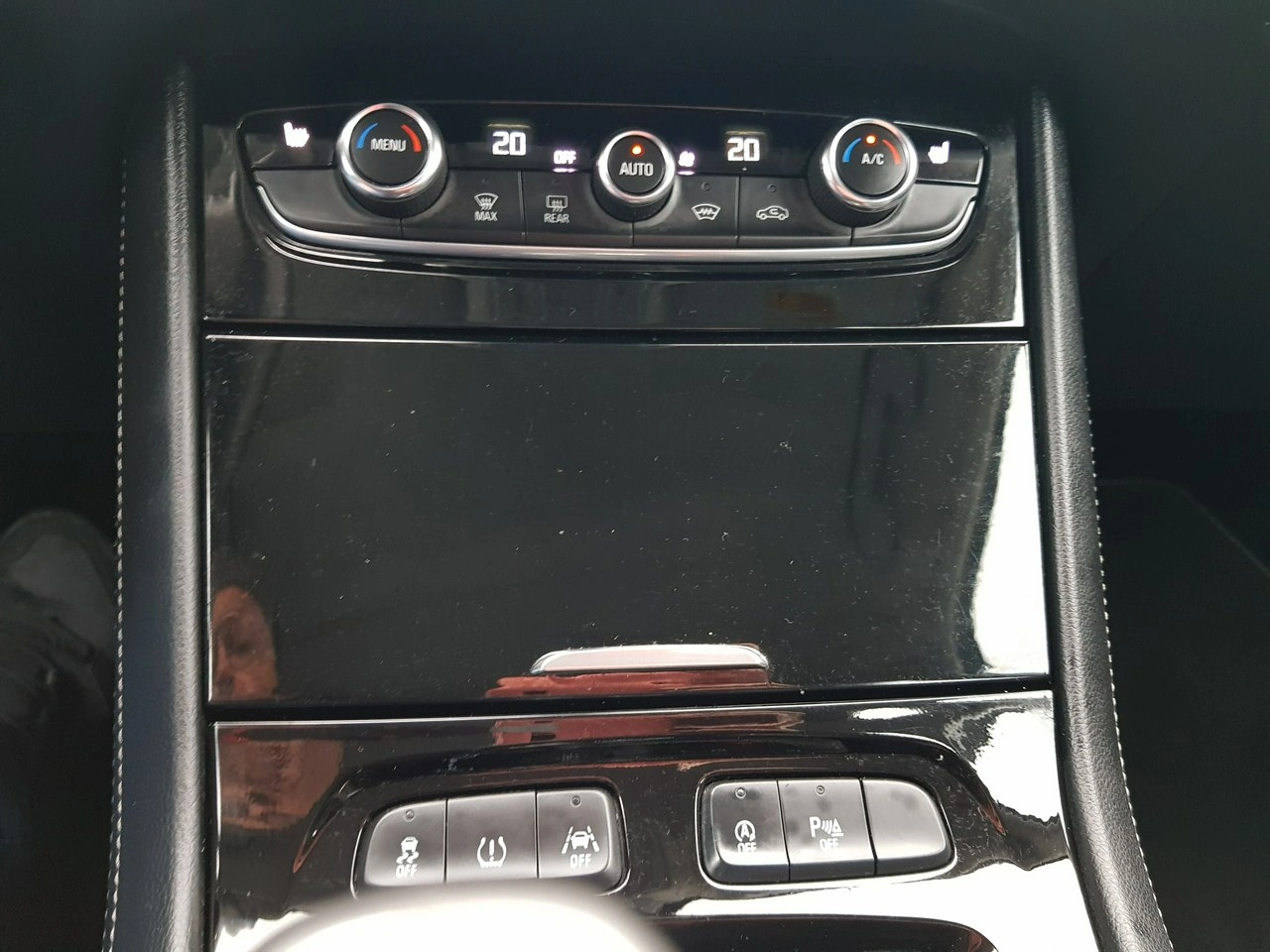 Opel Grandland X - Zdjęcie 18