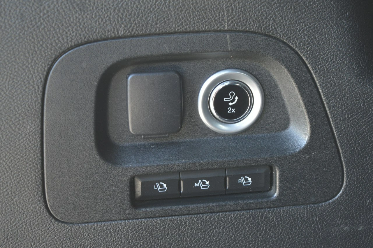 Ford S-Max - Zdjęcie 37