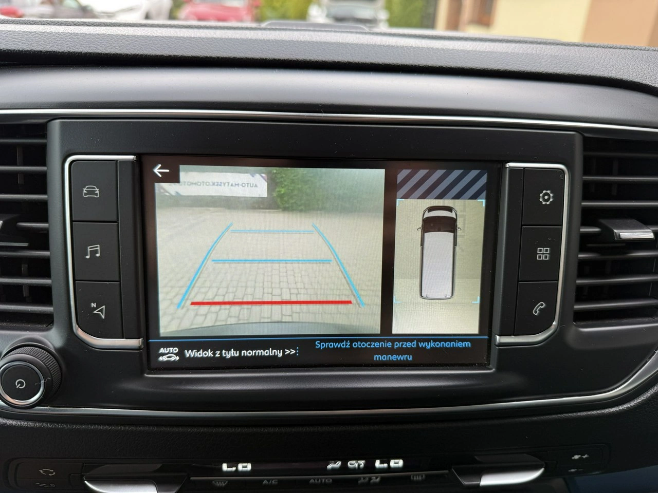 Peugeot Traveller - Zdjęcie 17