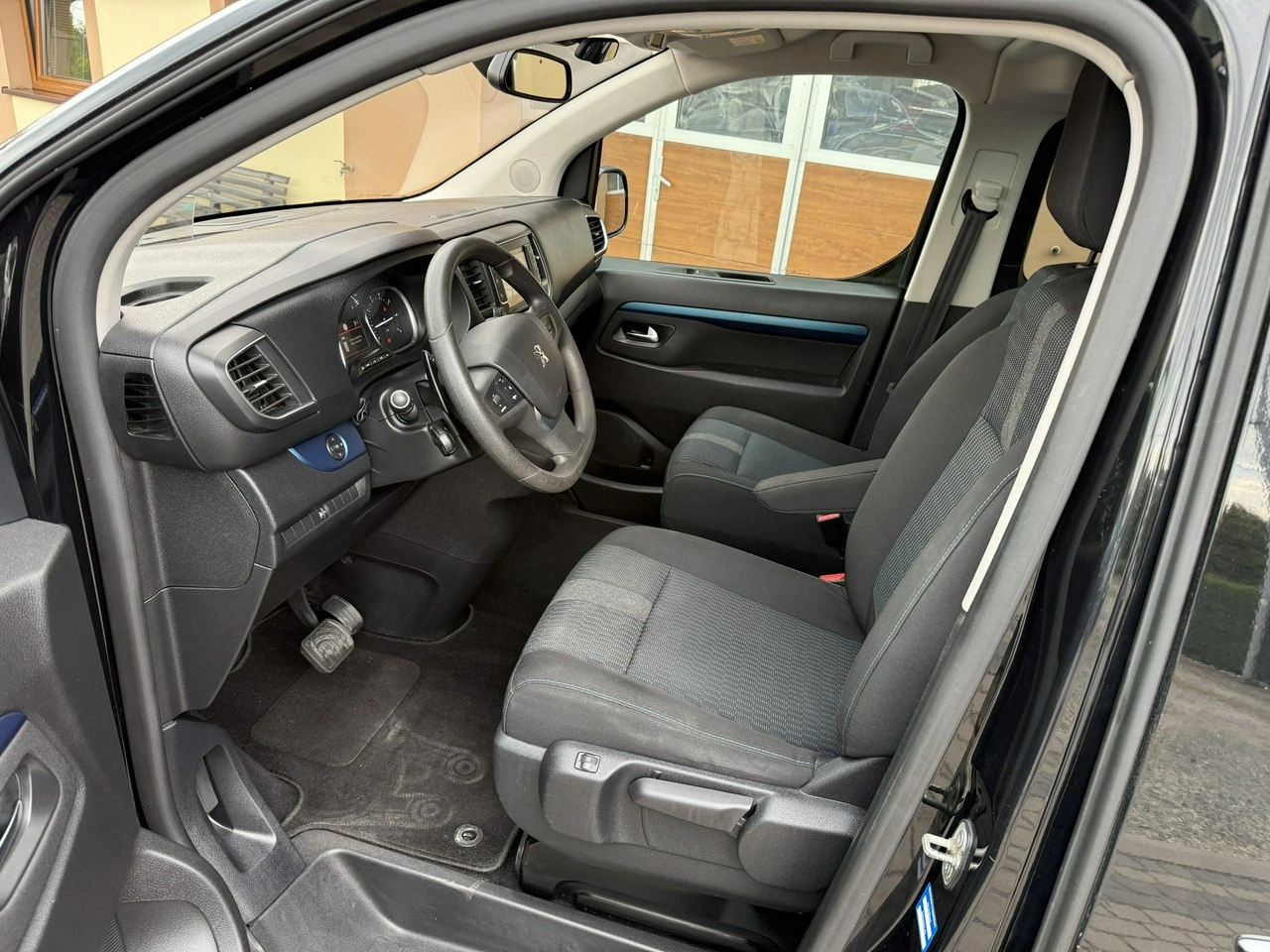 Peugeot Traveller - Zdjęcie 22