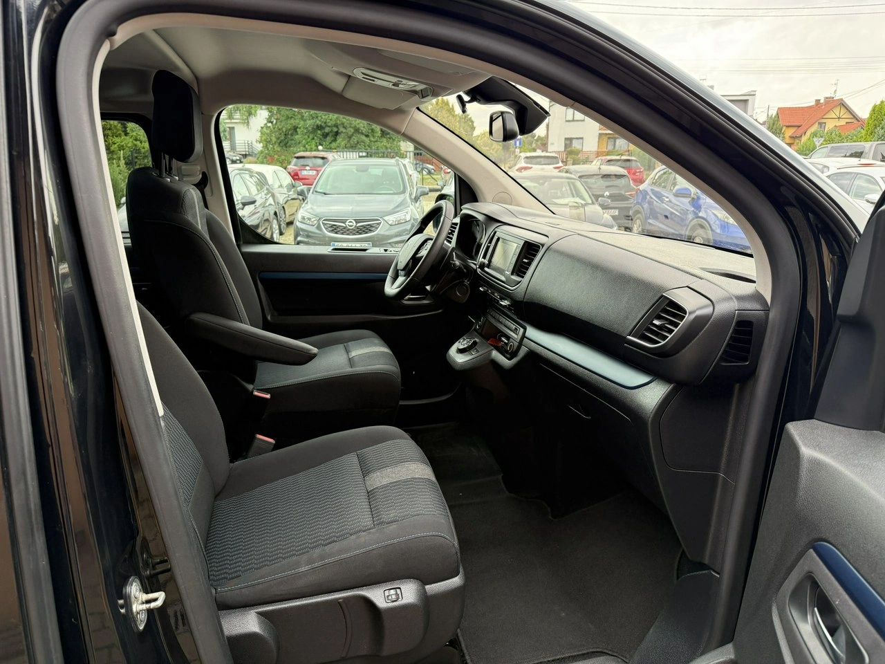 Peugeot Traveller - Zdjęcie 23