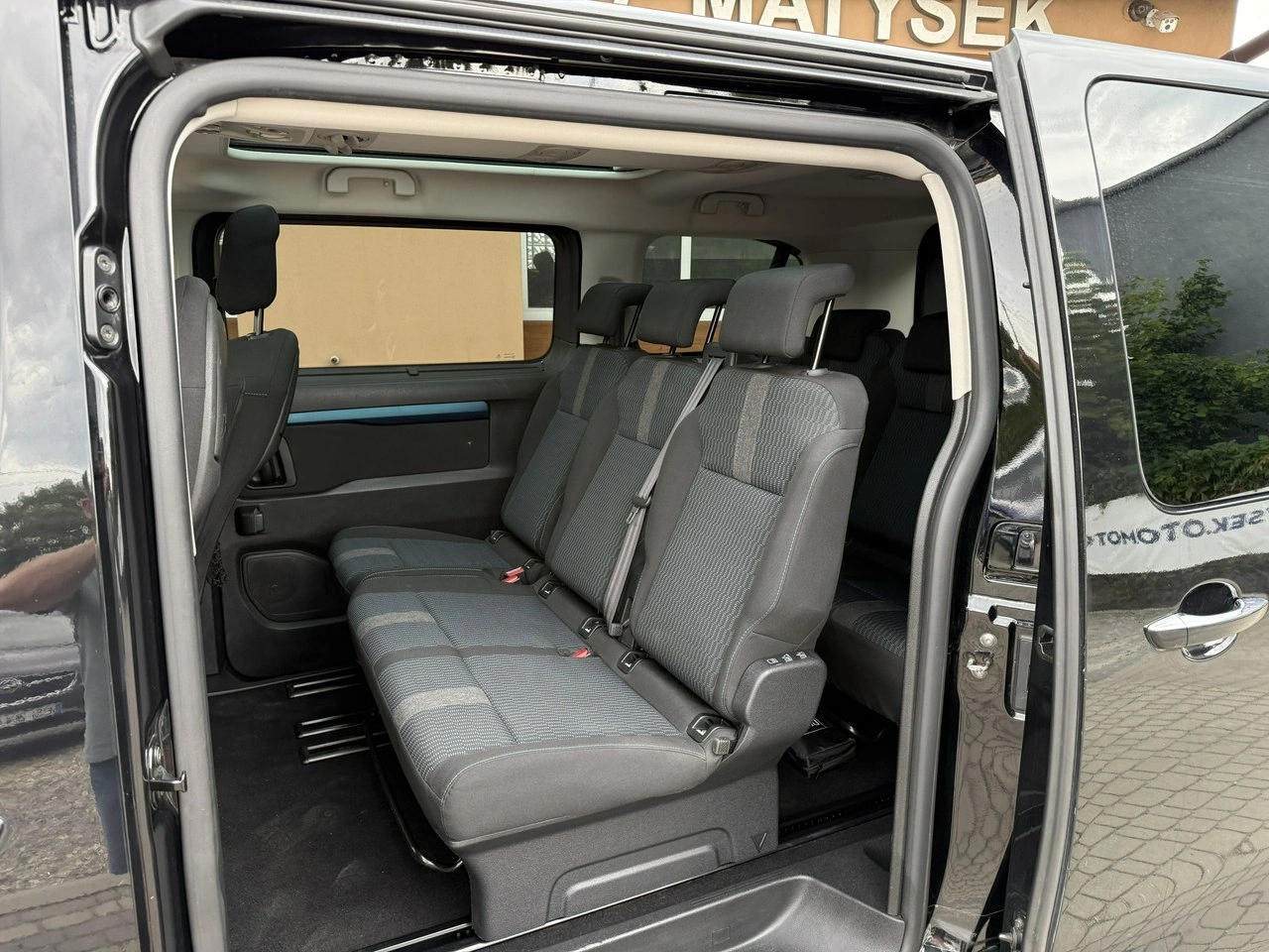 Peugeot Traveller - Zdjęcie 26