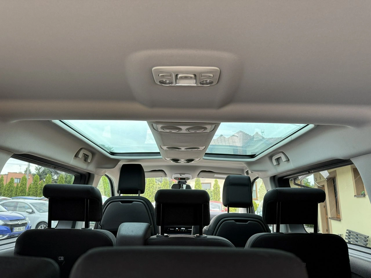 Peugeot Traveller - Zdjęcie 32