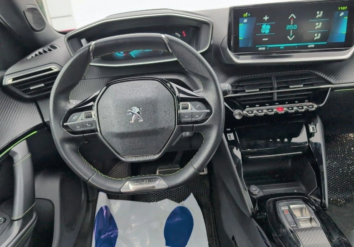 Peugeot 2008 - Zdjęcie 11