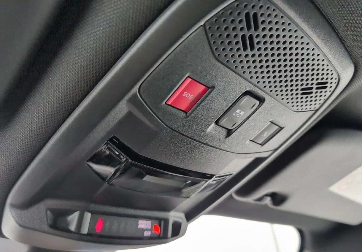 Peugeot 2008 - Zdjęcie 21