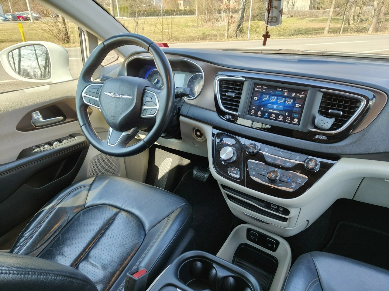 Chrysler Pacifica - Zdjęcie 8