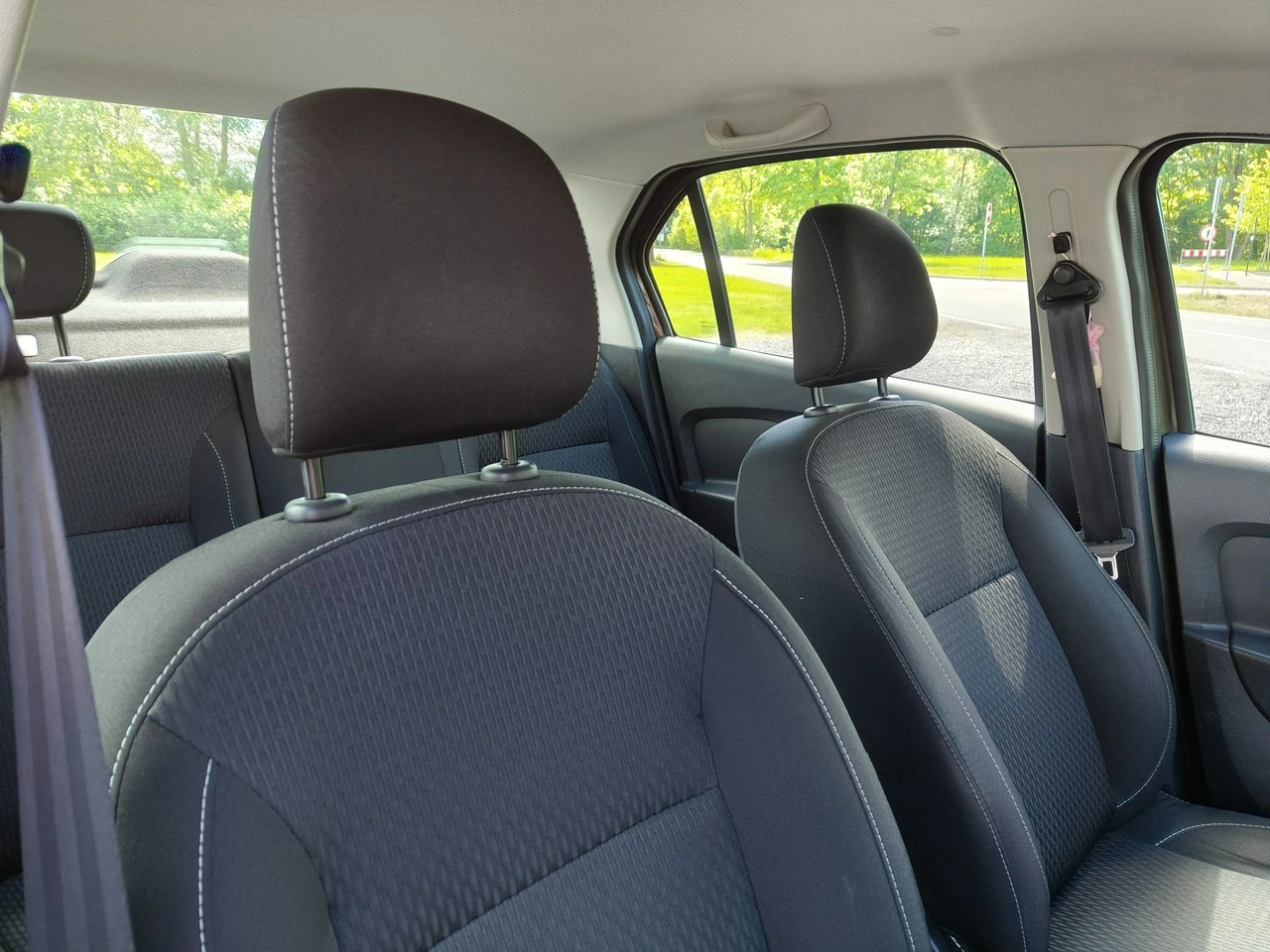 Dacia Logan - Zdjęcie 12