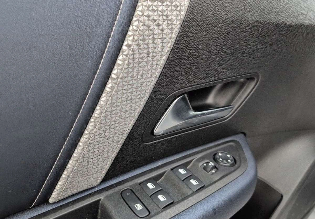 Citroën C4 - Zdjęcie 13