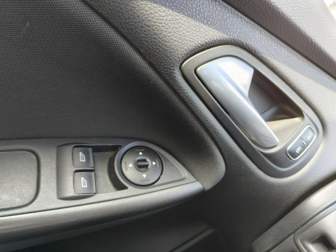 Ford Focus - Zdjęcie 14