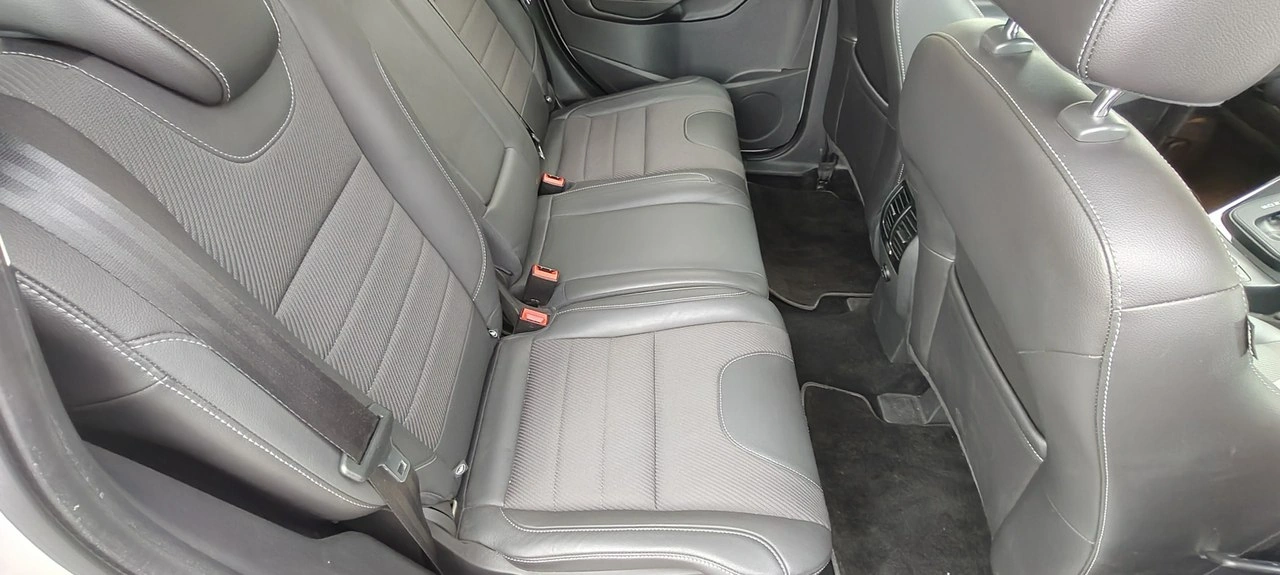 Ford Kuga - Zdjęcie 11