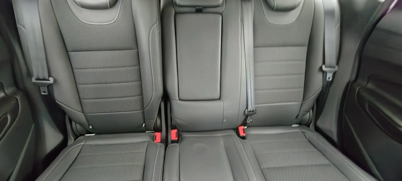 Ford Kuga - Zdjęcie 14