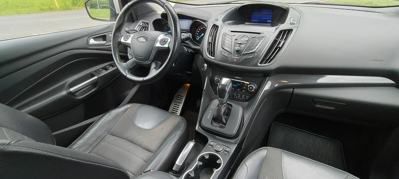 Ford Kuga - Zdjęcie 8