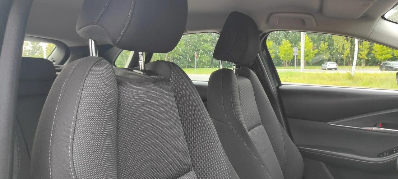 Mazda CX-30 - Zdjęcie 16