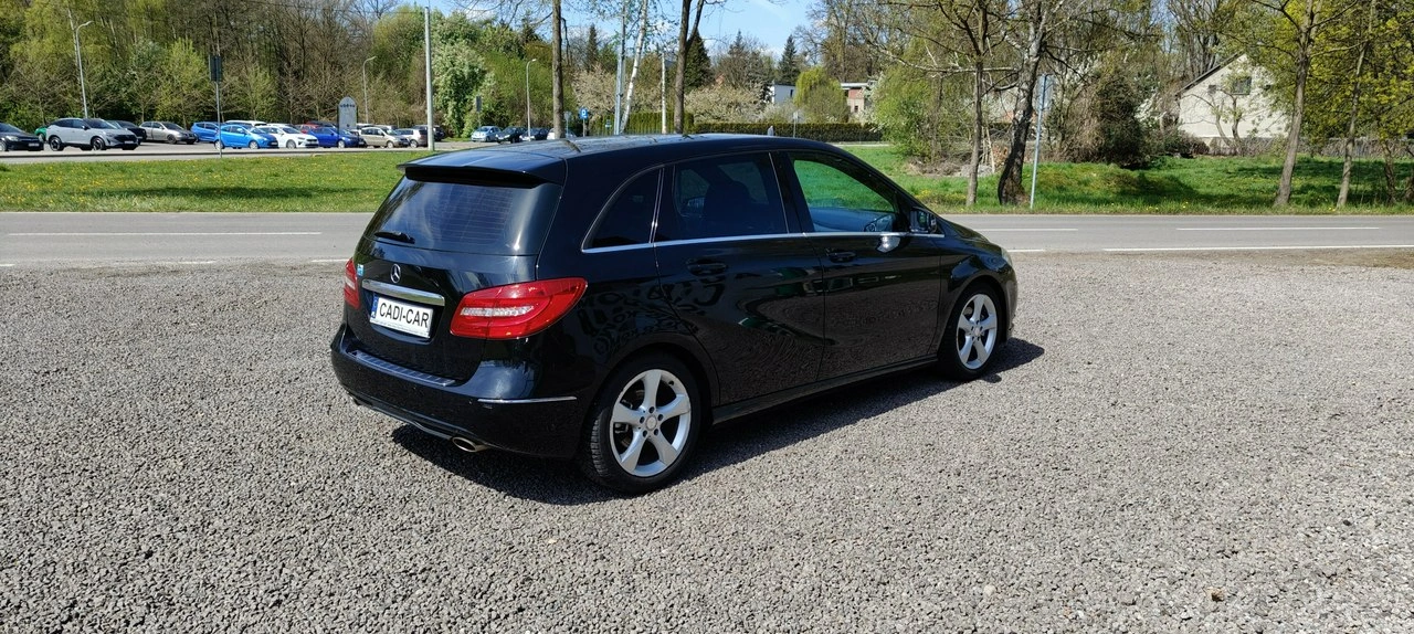 Mercedes B 180 - Zdjęcie 3