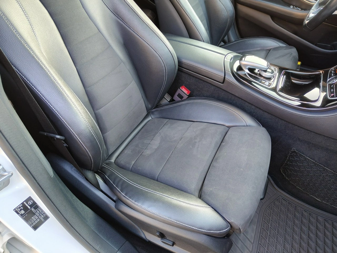 Mercedes E 220 - Zdjęcie 14