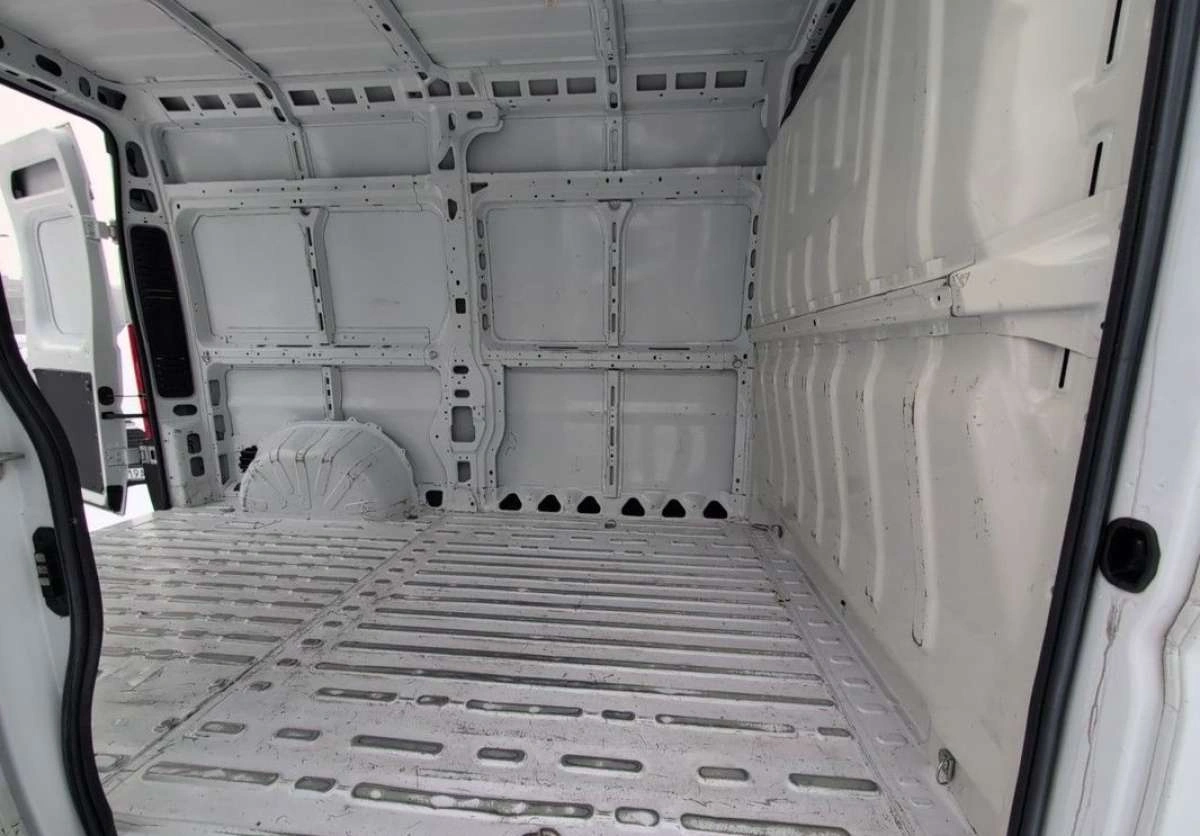 Opel Movano - Zdjęcie 10