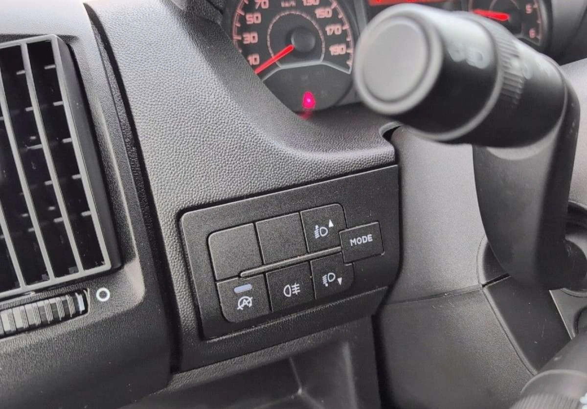 Opel Movano - Zdjęcie 13