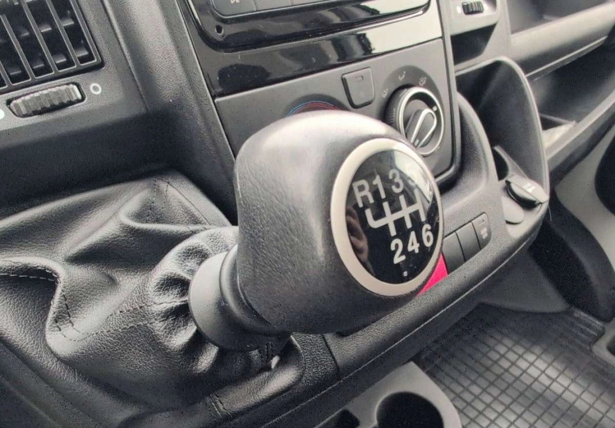 Opel Movano - Zdjęcie 16