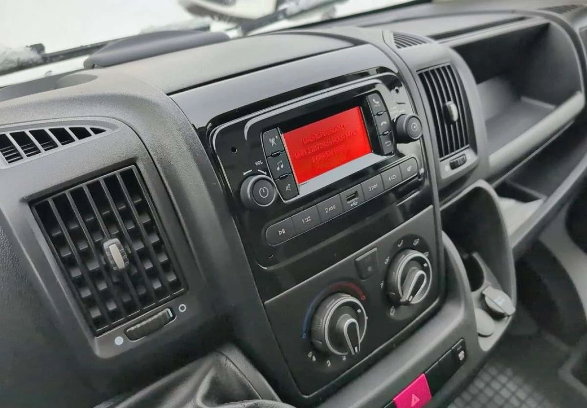 Opel Movano - Zdjęcie 18