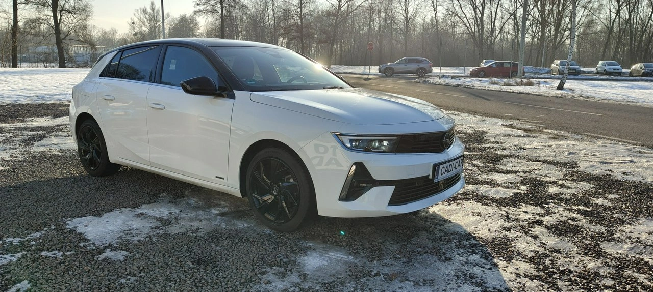 Opel Astra - Zdjęcie 2