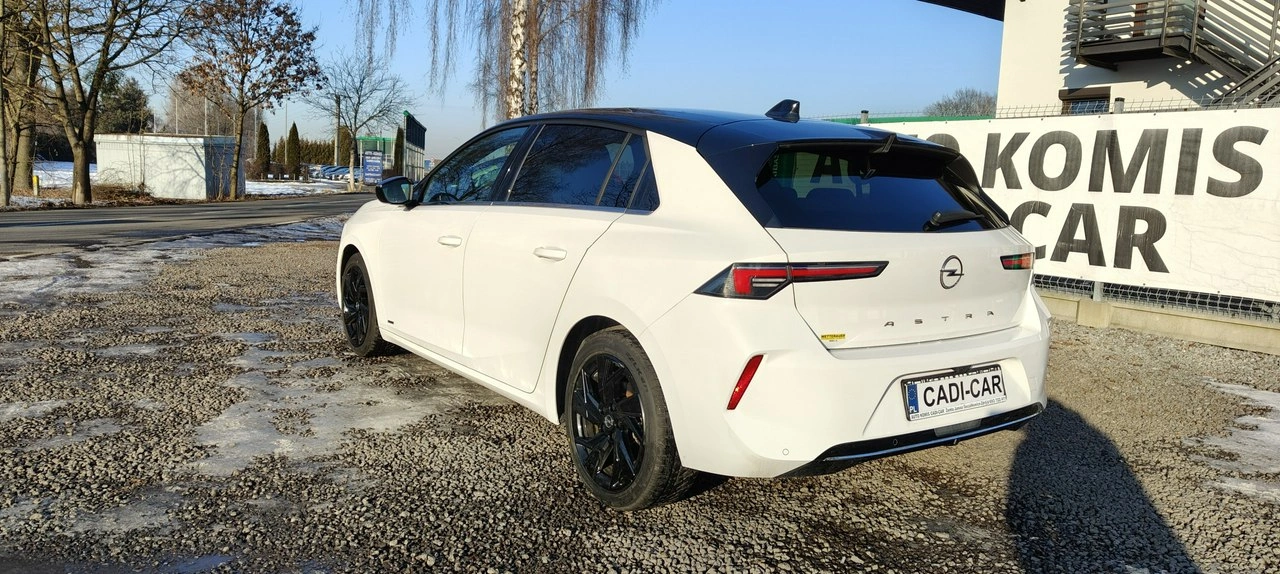 Opel Astra - Zdjęcie 5
