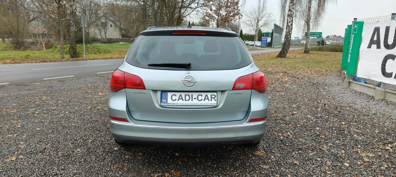 Opel Astra - Zdjęcie 4