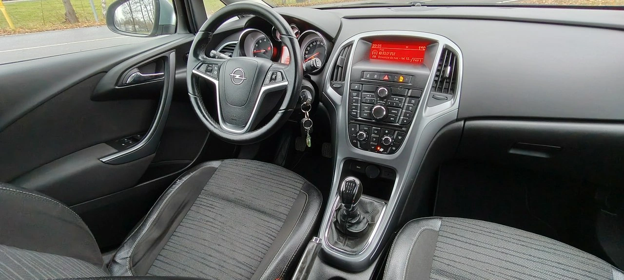 Opel Astra - Zdjęcie 8