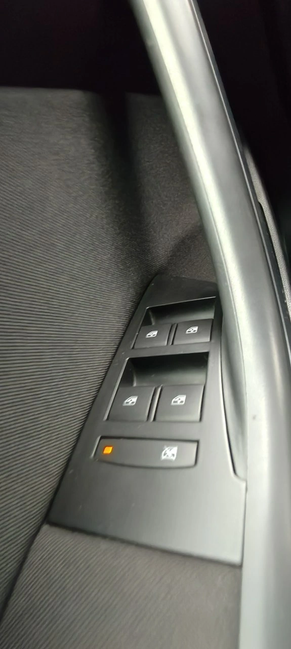 Opel Astra - Zdjęcie 14