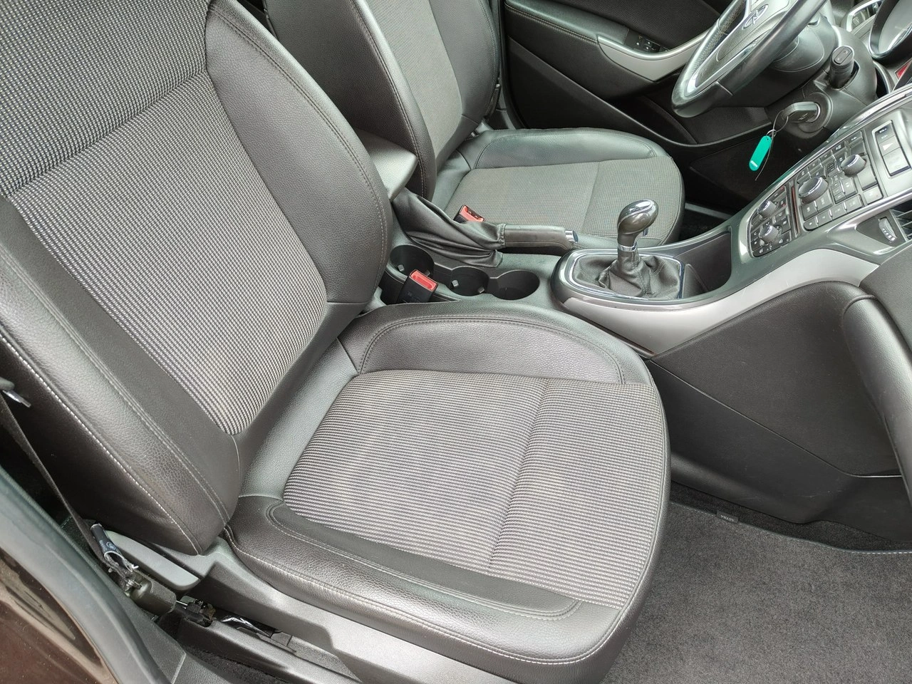 Opel Astra - Zdjęcie 11