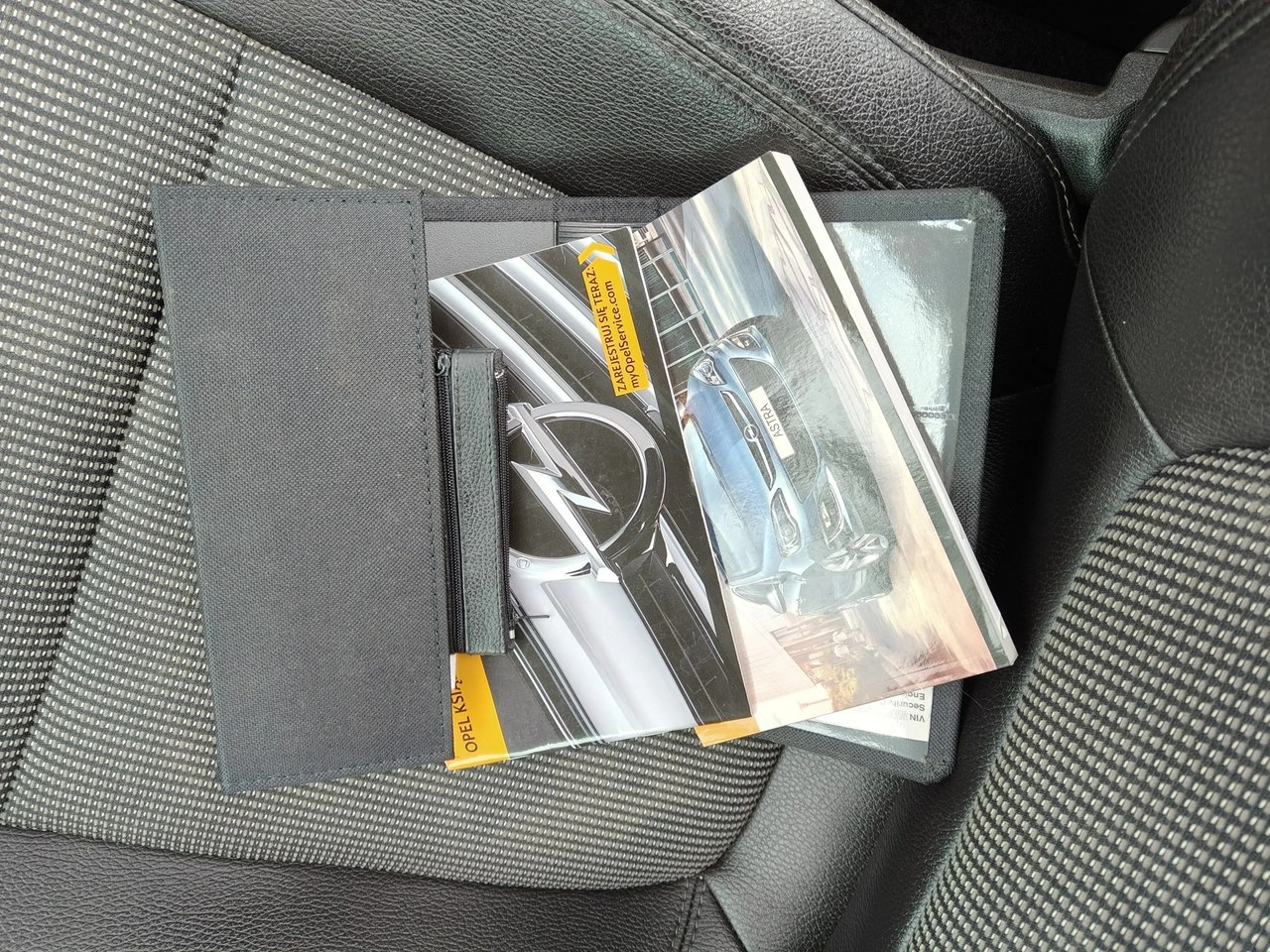 Opel Astra - Zdjęcie 15