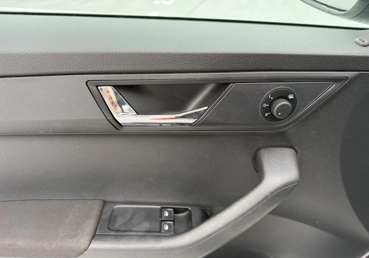 Skoda Fabia - Zdjęcie 19