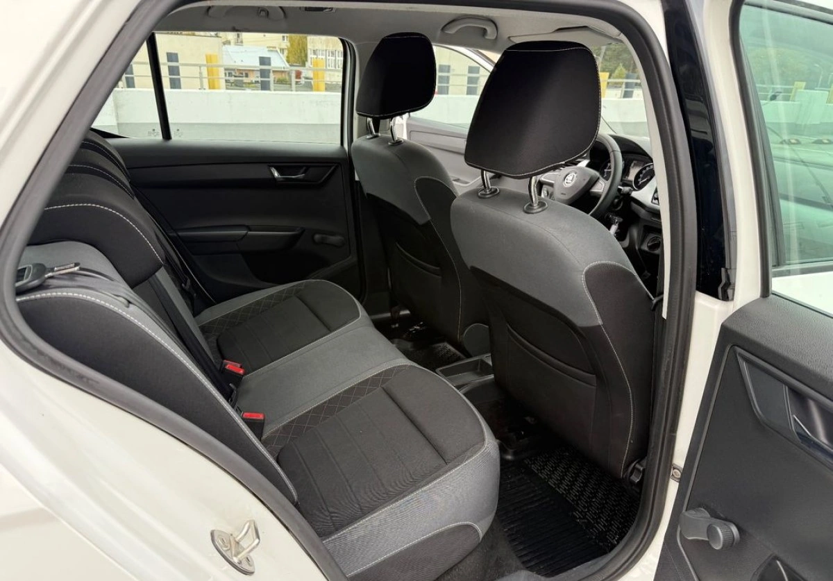 Skoda Fabia - Zdjęcie 22