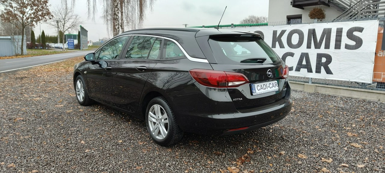 Opel Astra - Zdjęcie 5