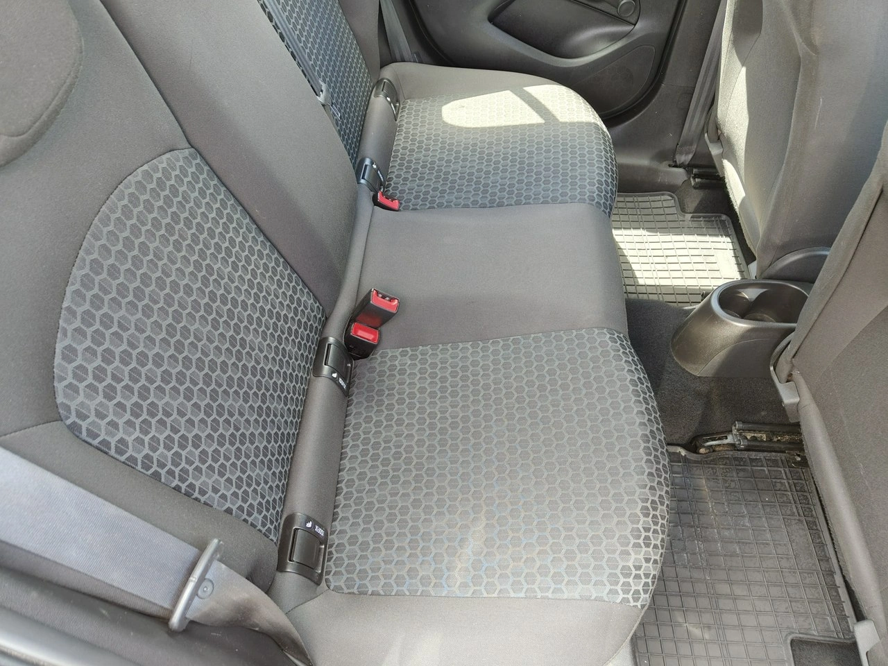 Opel Corsa - Zdjęcie 10