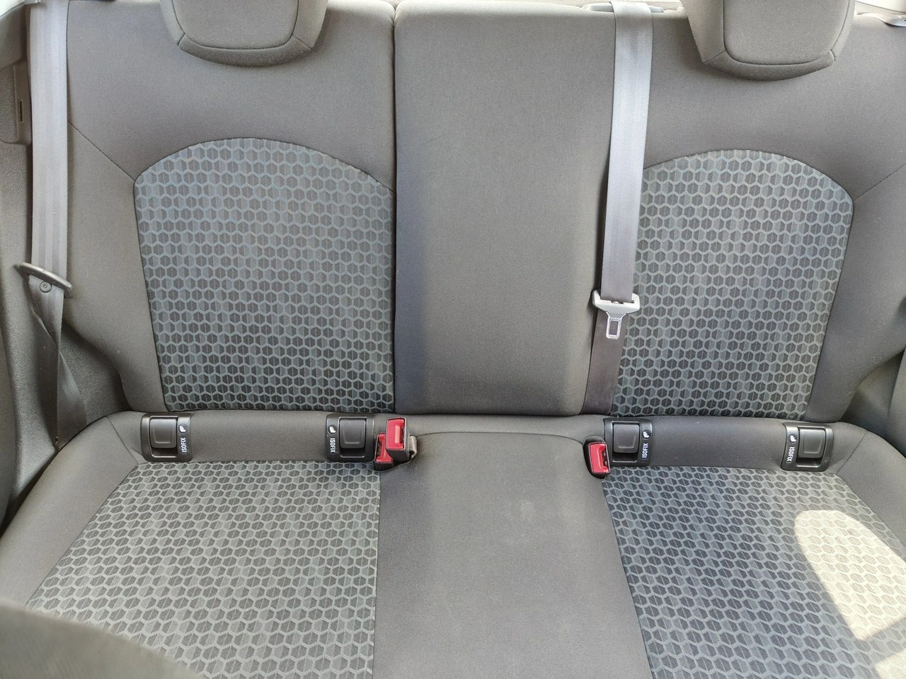 Opel Corsa - Zdjęcie 13