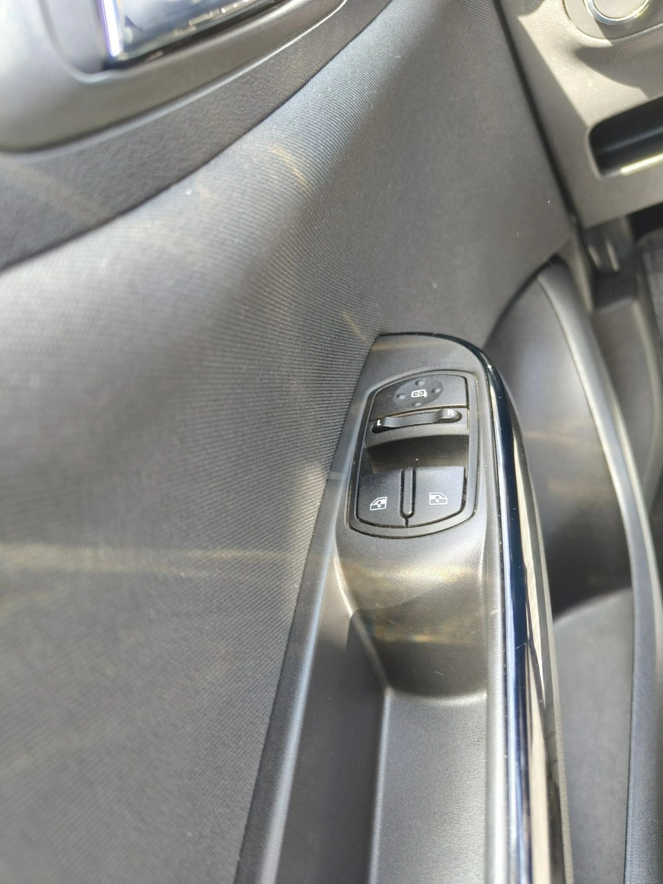 Opel Corsa - Zdjęcie 14