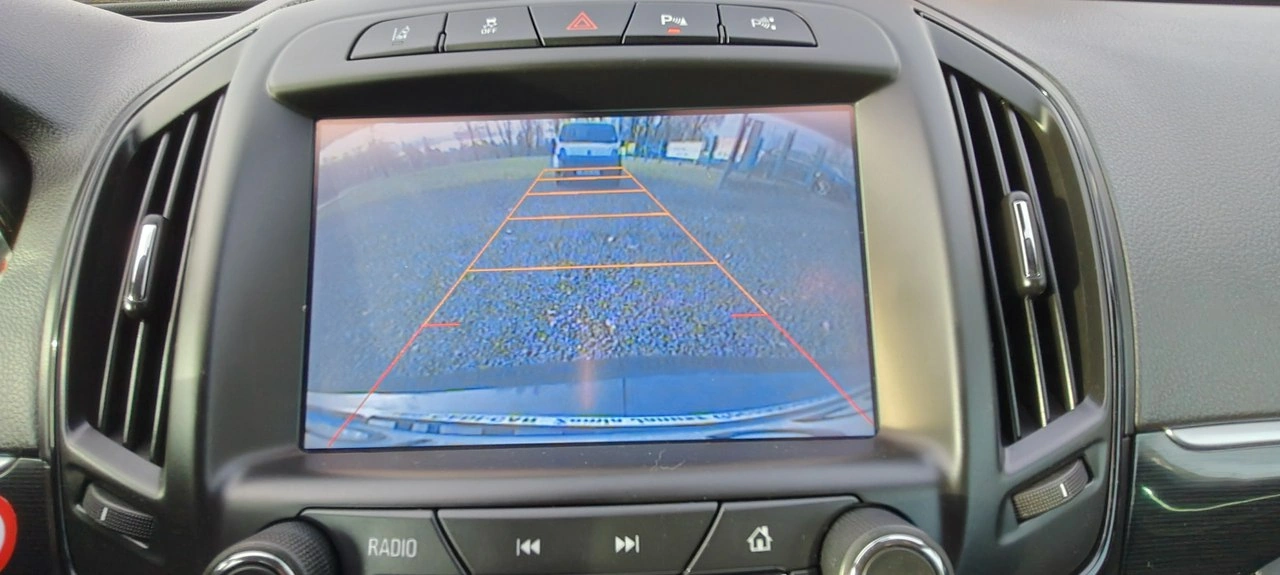 Opel Insignia - Zdjęcie 11