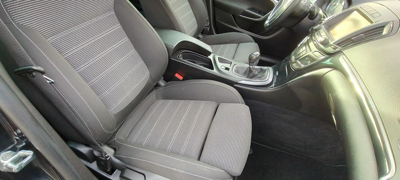 Opel Insignia - Zdjęcie 13