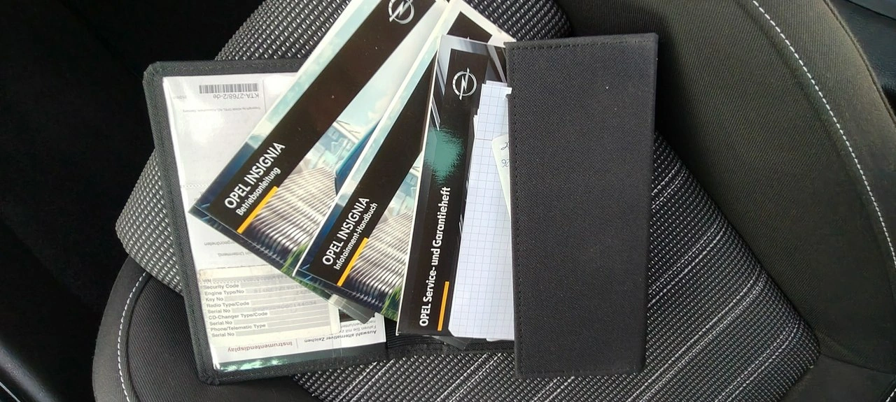 Opel Insignia - Zdjęcie 18